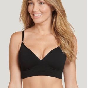 Jockey Natural Beauty Seam Free Molded Cup Bralette